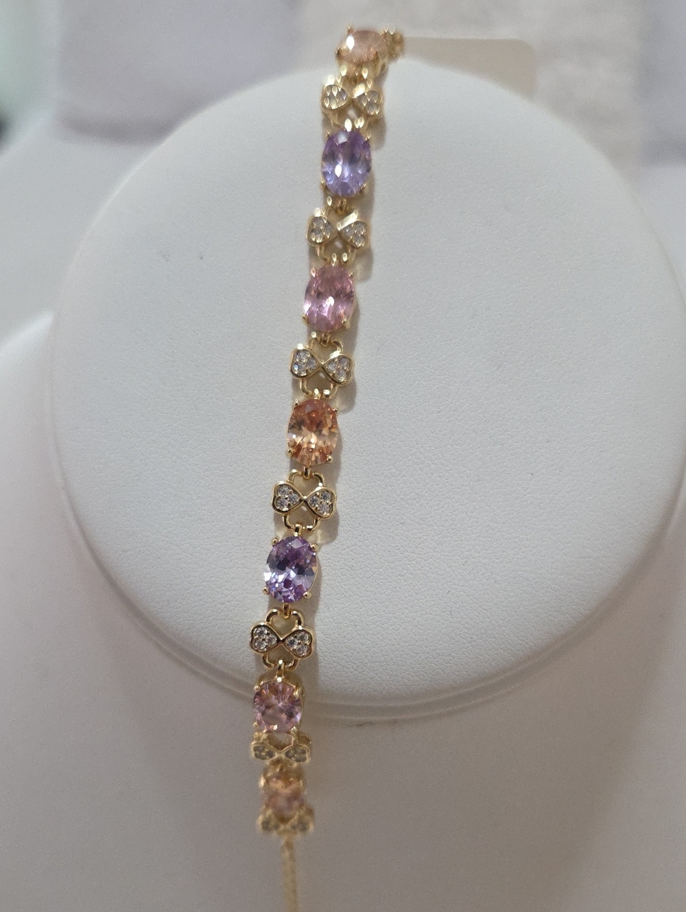 Laminated 14K Gold Bracelet with Pink and Purple Gemstones